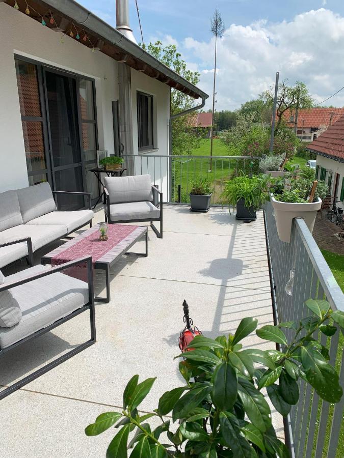 Fe Wo Brunnen - 120 Qm - Ruhige Lage - Viel Natur- Komfortabel - Grosser Balkon Und Garten メミンゲン エクステリア 写真