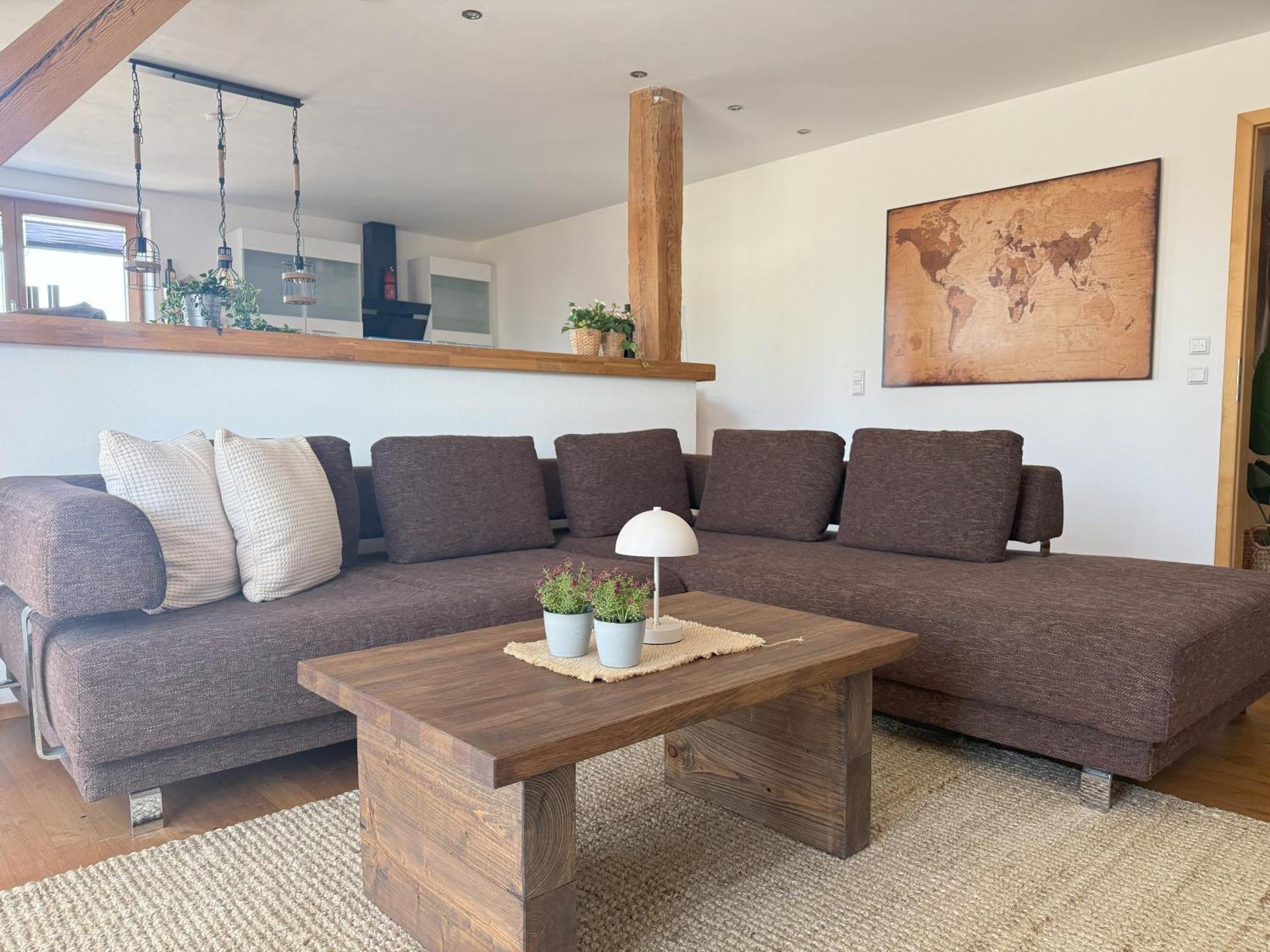Fe Wo Brunnen - 120 Qm - Ruhige Lage - Viel Natur- Komfortabel - Grosser Balkon Und Garten メミンゲン エクステリア 写真