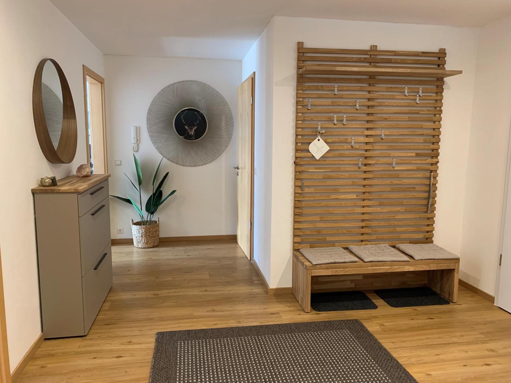Fe Wo Brunnen - 120 Qm - Ruhige Lage - Viel Natur- Komfortabel - Grosser Balkon Und Garten メミンゲン エクステリア 写真